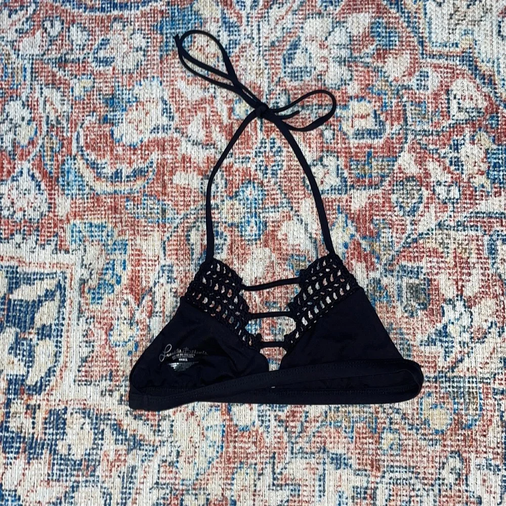 Frankie’s Bikinis Sienna Crochet Bikini Top in Black SZ S NWOT
